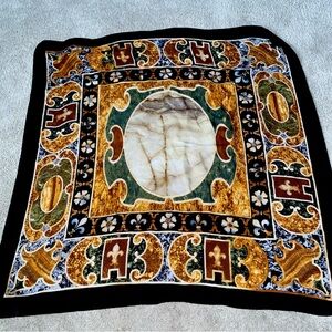 The Metropolitan Museum of‎ Art Silk Scarf Made In Italy 33”x33”